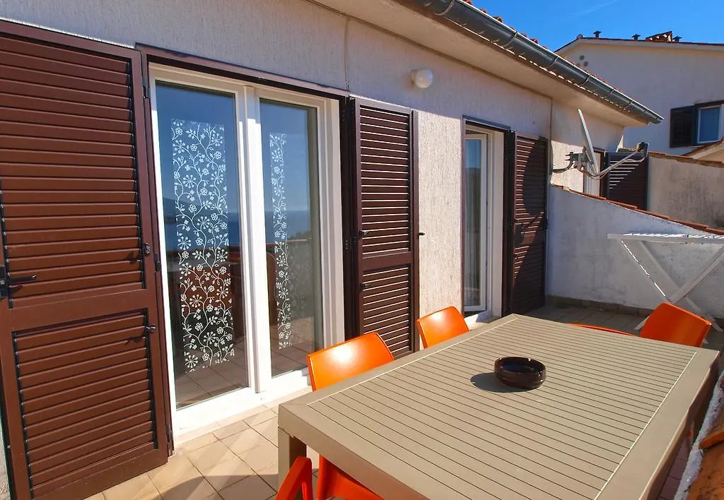 Apartments Rabac 981