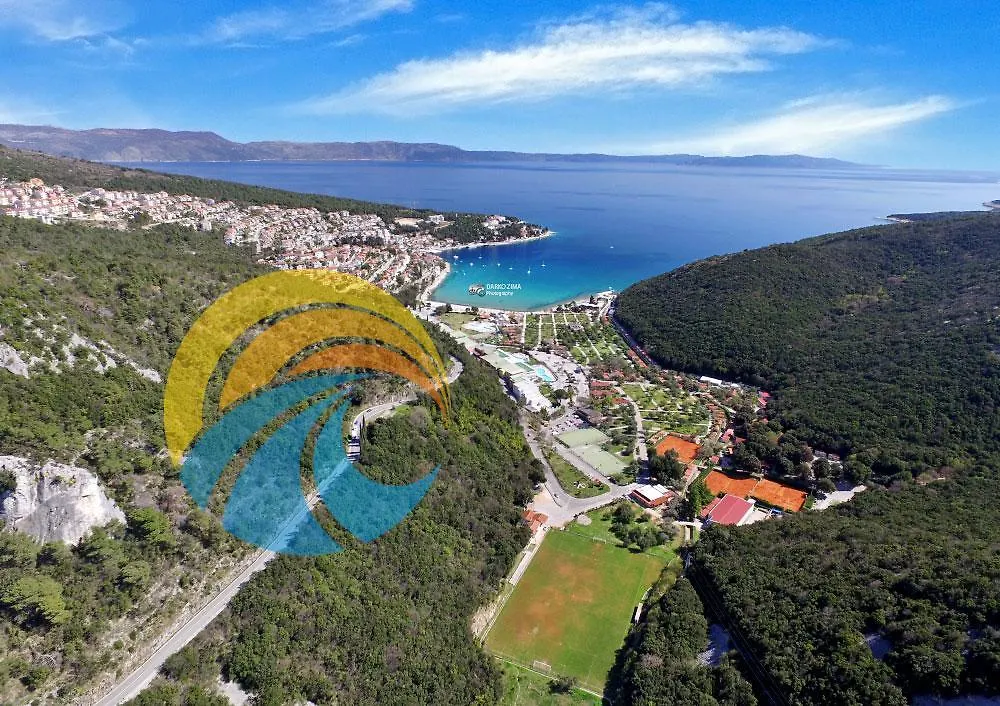 Apartments Rabac 981 0*,